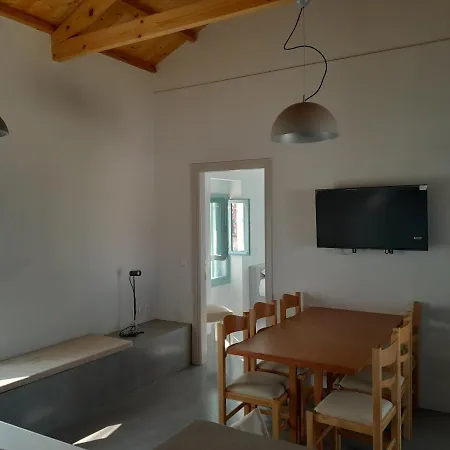 Maira Arch House Holiday home