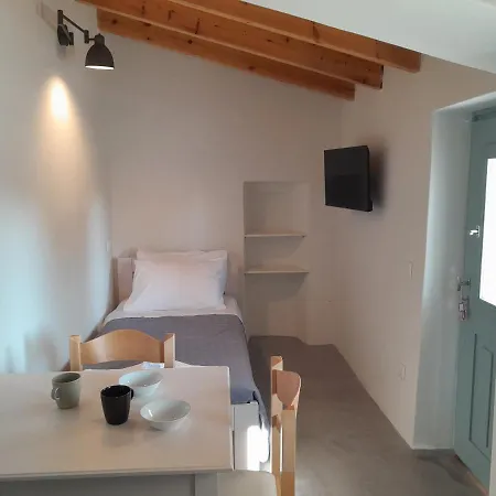 Maira Arch House Potamos (Kythira)