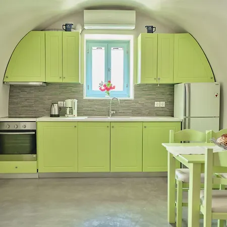 Maira Arch House Ποταμός