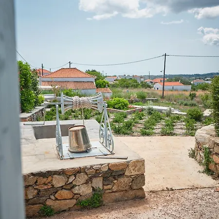 Maira Arch House Ποταμός