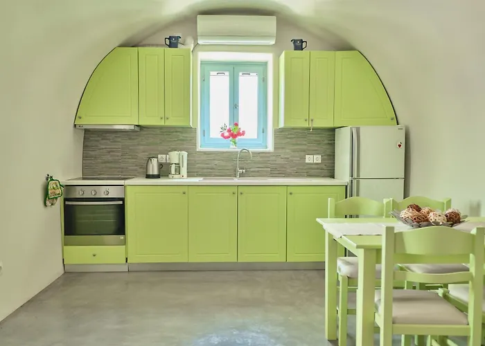 Maira Arch House Potamos (Kythira)